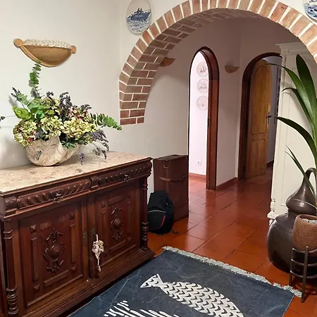 Beachfront With Private Access, Ocean Views, Pool, Villa