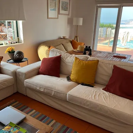 Villa Beachfront With Private Access, Ocean Views, Pool, Casal do Narcizo