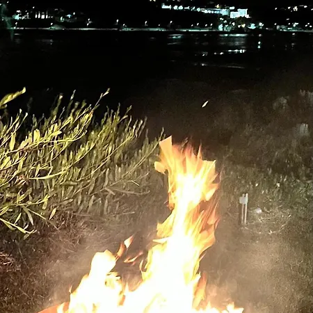 Beachfront With Private Access, Ocean Views, Pool, Villa *