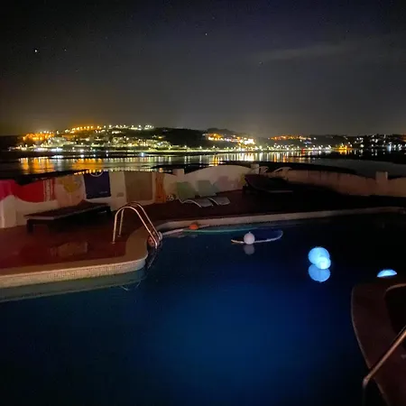 Villa Beachfront With Private Access, Ocean Views, Pool, Casal do Narcizo