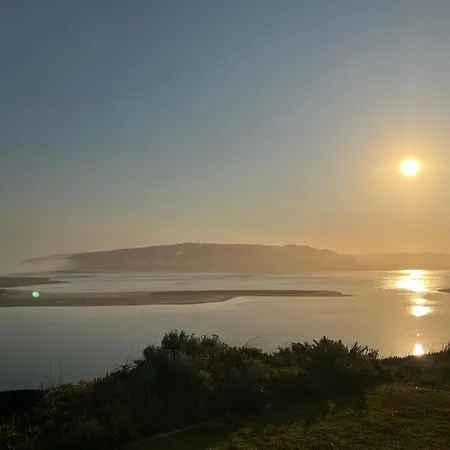 Beachfront With Private Access, Ocean Views, Pool, * Casal do Narcizo