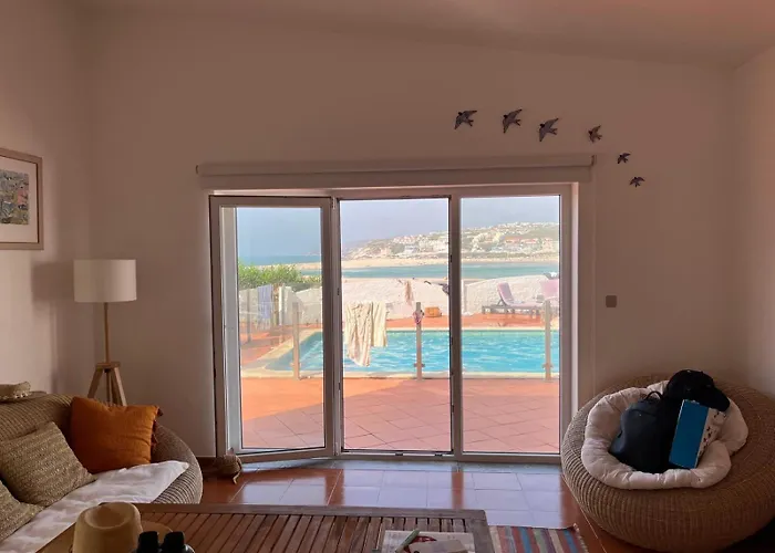 Beachfront With Private Access, Ocean Views, Pool, Villa