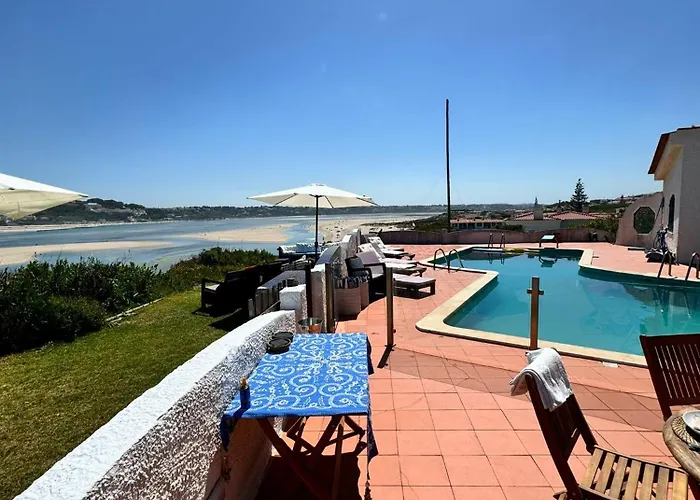 Beachfront With Private Access, Ocean Views, Pool, * Casal do Narcizo