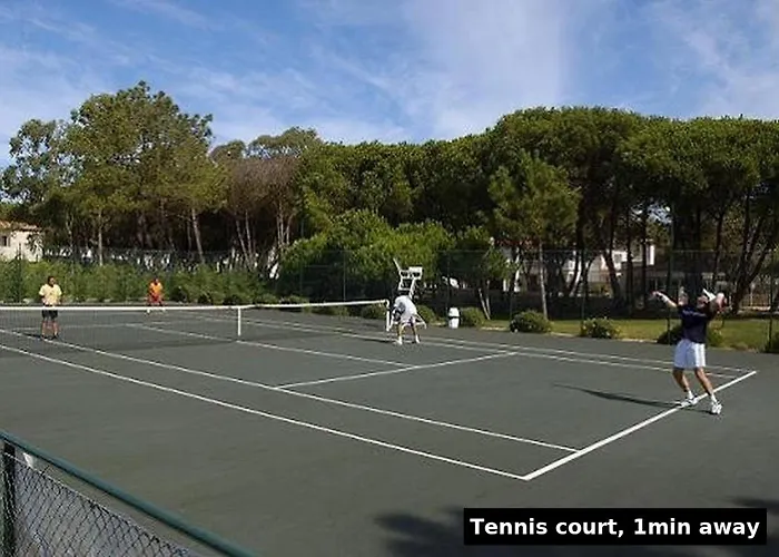 Villa Beachfront With Private Access, Ocean Views, Pool, Casal do Narcizo